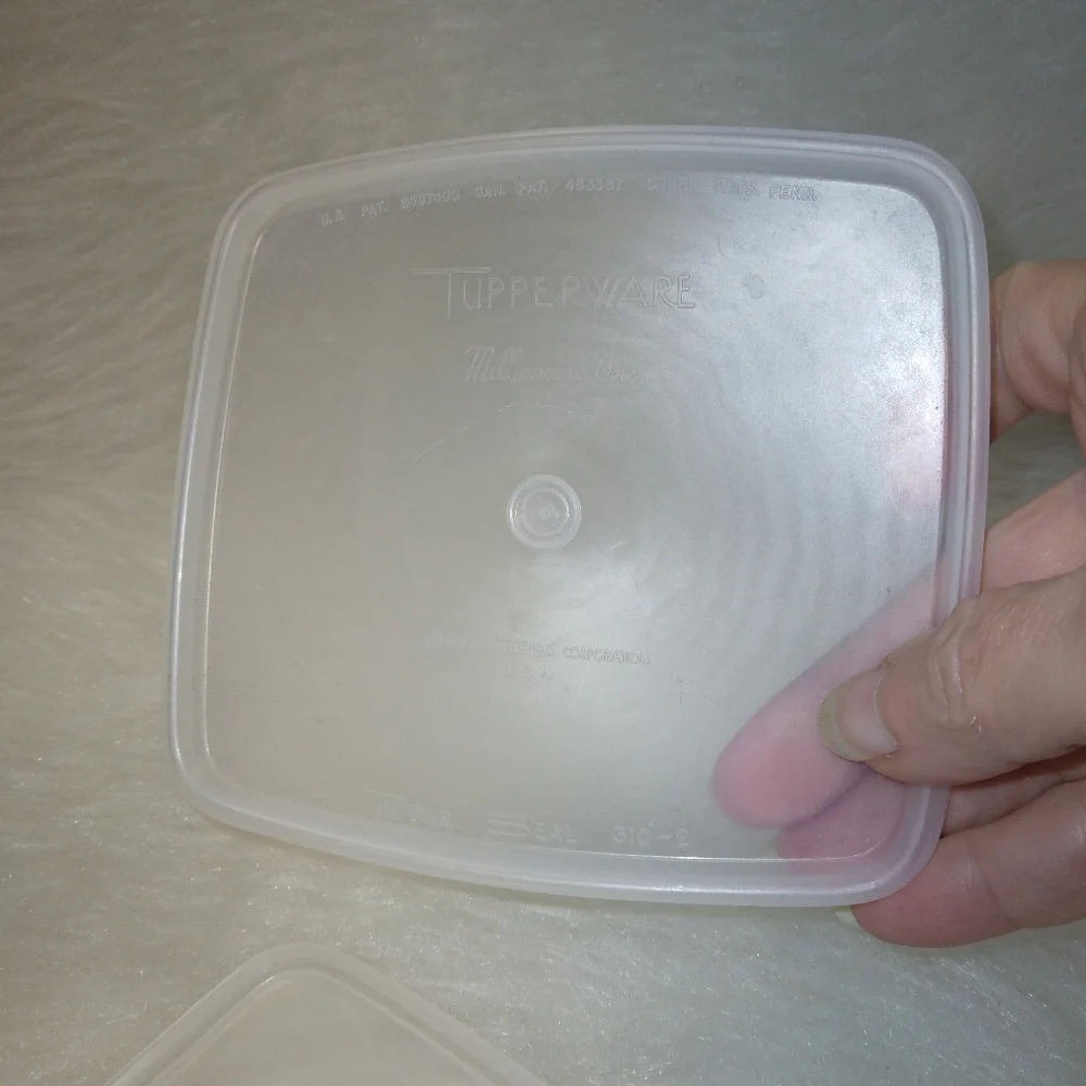TUPPERWARE Millionaire Line Storage Container Lids 310-2, 310-1